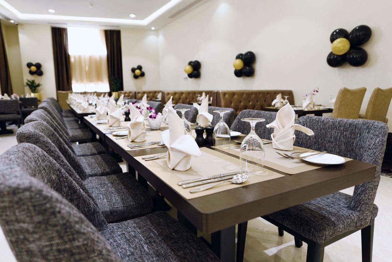 Goldstate Hotel Дубай Екстериор снимка