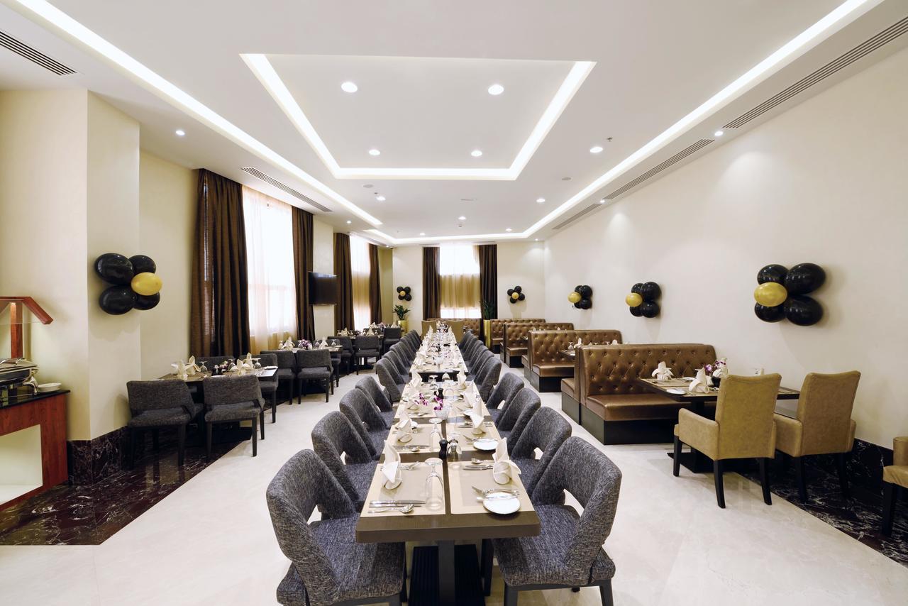 Goldstate Hotel Дубай Екстериор снимка