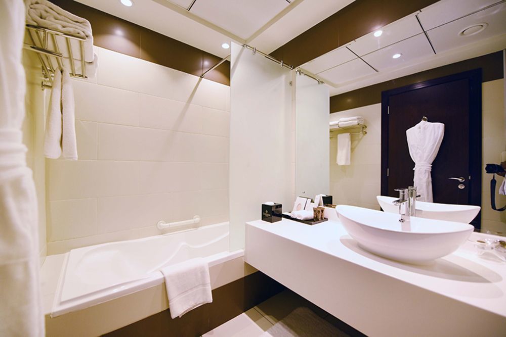 Goldstate Hotel Дубай Екстериор снимка